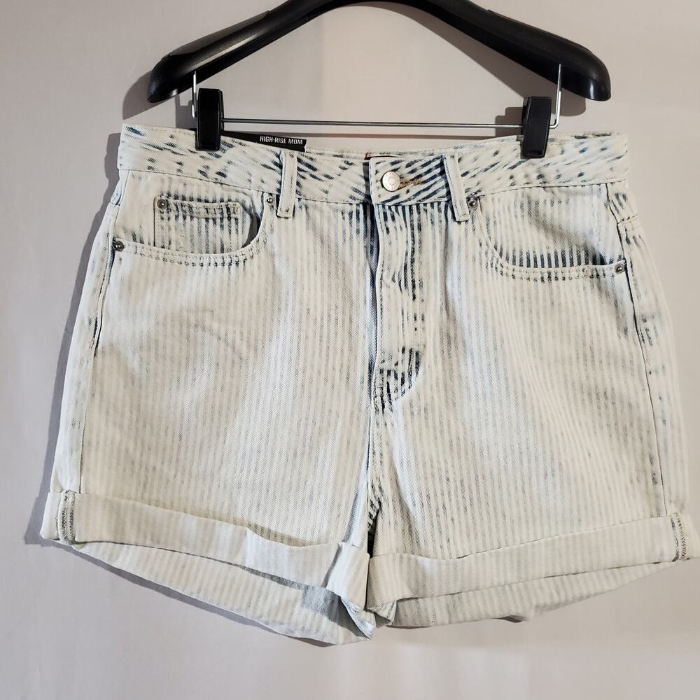 BDG NWT Urban Outfitters Striped High Rise Mom Shorts Womens Size 31 Rolled Cuff